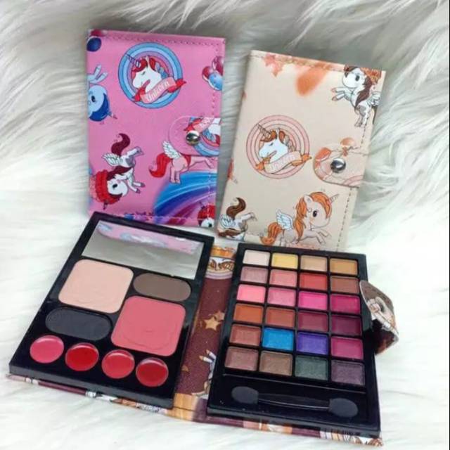 Anylady dompet Eyeshadow UK.sedang