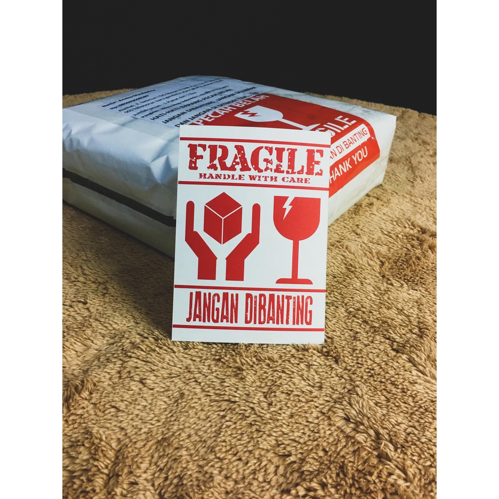 Stiker Fragile 100pc berbagai VARIAN. READYSTOCK 9x6cm