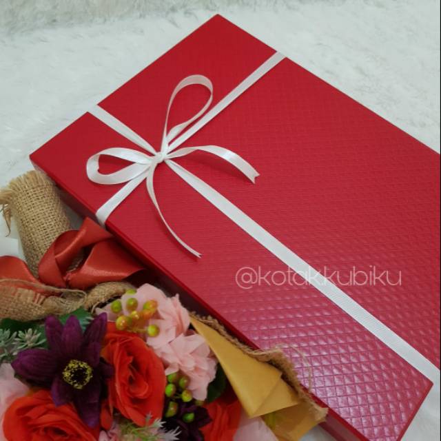 

Kotak Kado Box Dus Souvenir Gift Hadiah Custom ukuran 27 x 19 x 7 cm