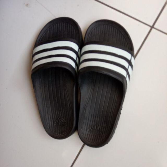  SANDAL  KARET PYLON ADIDAS  DURAMO IMPOR BIRU  PUTIH SIZE 30 