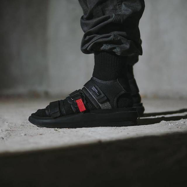 Hijack sandals Astro Black