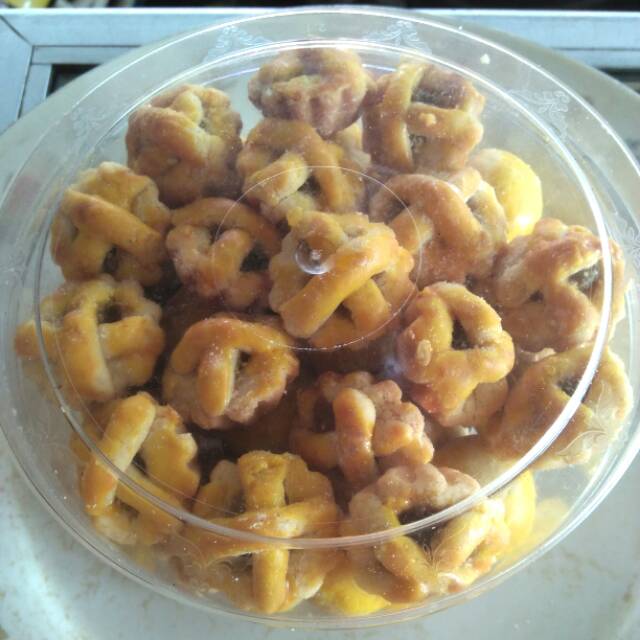 

Kue nastar keranjang isi selai nanas