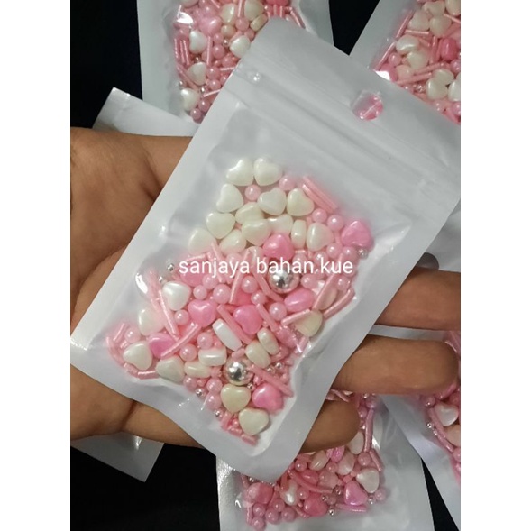 

Sprinkle hati pink repack 10gr/spikel hati pink 10gr