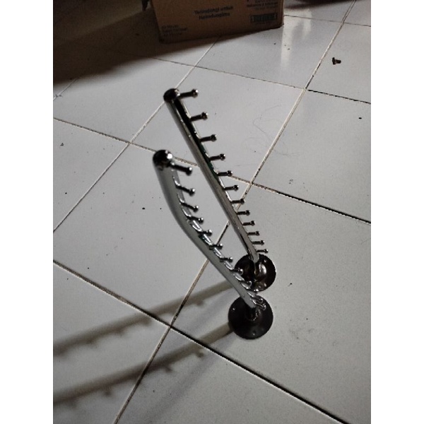 Hanger tembok/suling 12 titik