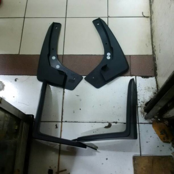 Karpet lumpur chevrolet spin