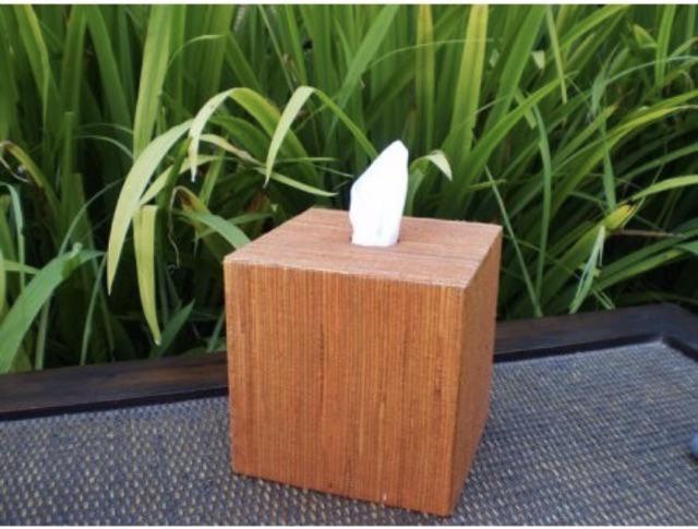 Tempat Tisu Eceng Gondok