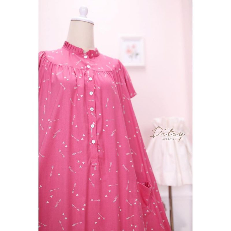 Ditsy Arrow Nightdress