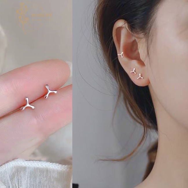 1 Pasang Anting Stud Desain Clover Good Luck Bahan S925 Silver Anti Alergi Untuk Wanita