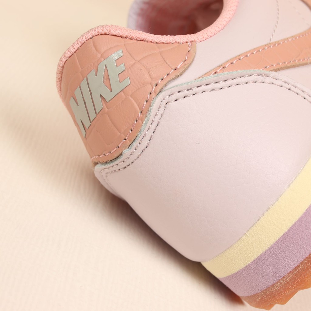 Nike Cortez Classics Leather Lux Pearl Pink