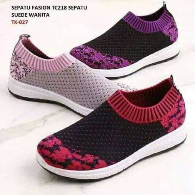 Sepatu Slip on Wanita venom Motif Bunga | Shopee Indonesia