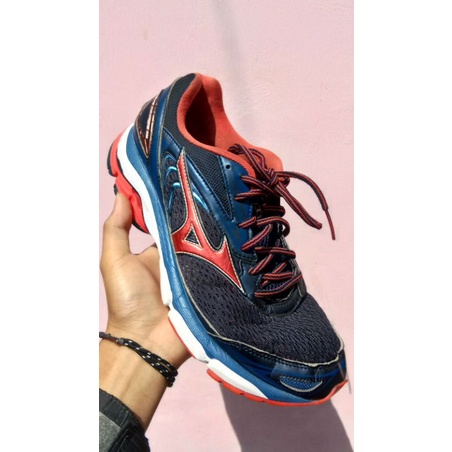 sepatu olahraga voly mizuno original