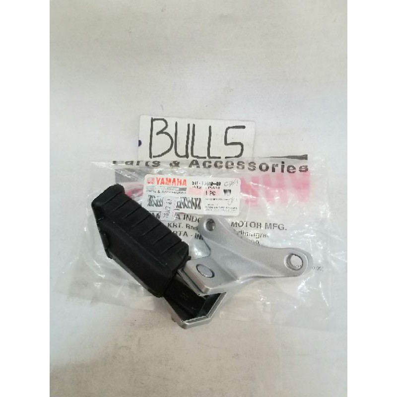 besi alumunium fustep bustep bostep foot step pijakan kaki kanan yamaha MIO LAMA SPORTY 5TL-F7440-00