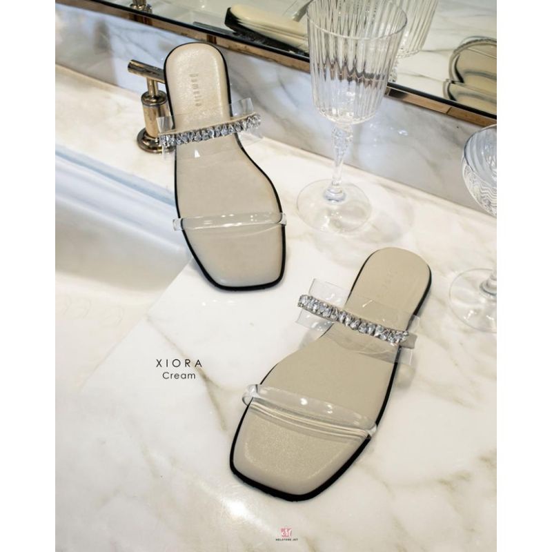 Damelia Melstore jkt sandal flat wanita Xiora DAMELIA MELSTORE