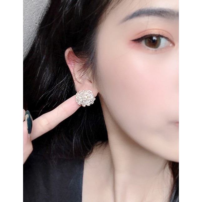 LRC Anting Tusuk Fashion White Flower Crystal Flower S925 Silver Needle Earrings F75310