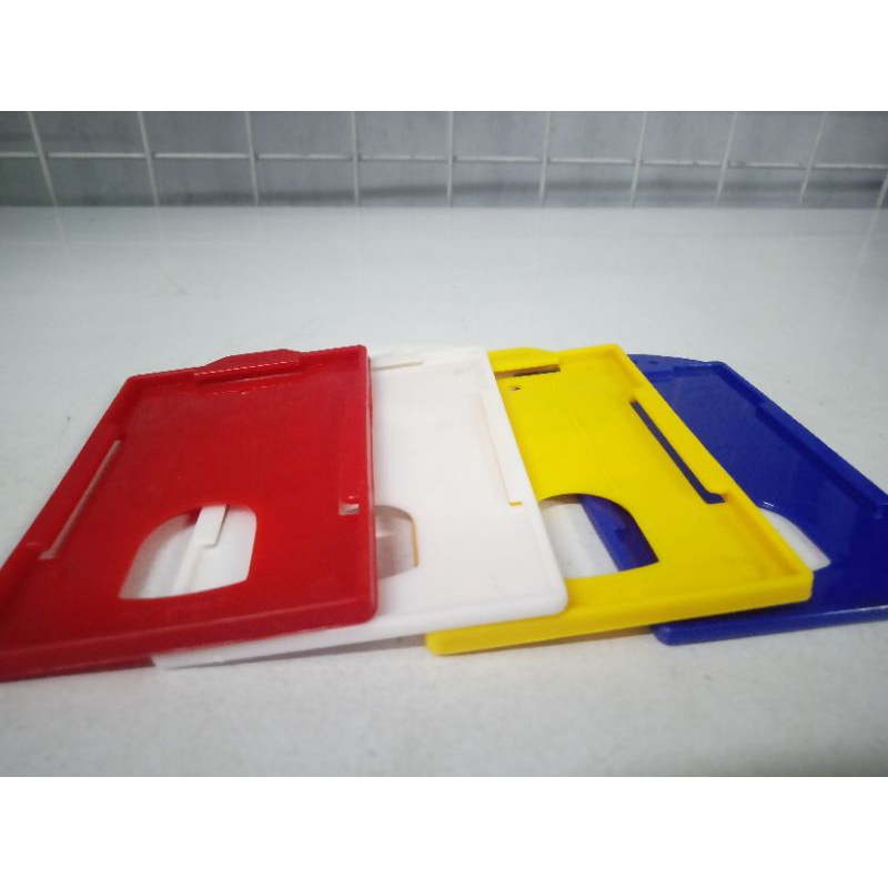 

Tempat Id Card Frame
