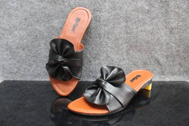 Pollenzo - Slip Sandal Teplek Wanita Up-240