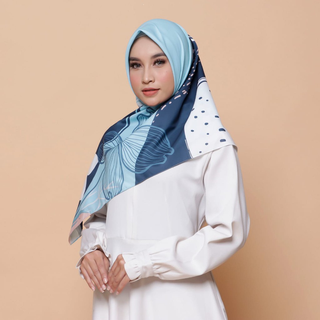 KERUDUNG SEGI EMPAT PRINTING MOTIF JILBAB SEGIEMPAT HIJAB SEGIEMPAT SCARF DANICA