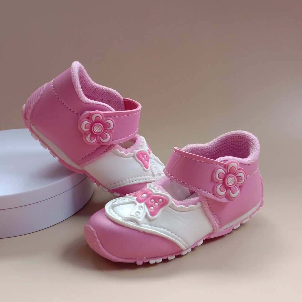 Sepatu bayi bunyi anak perempuan usia 1-3 tahun / sepatu bayi murah / sepatu anak casual keren-pita