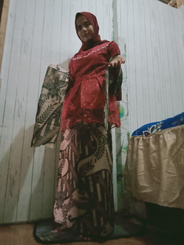 Shopashop Solo Batik Couple Glenca Payet Free Selendang | Set Couple Asyifa Maroon | Sarasvati Store