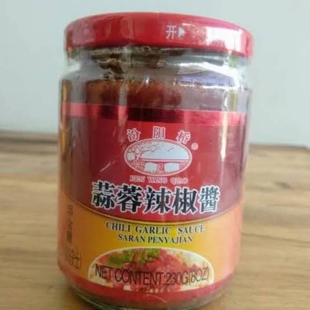 

FEN YANG QIAO CHILI GARLIC SAUCE 230GR