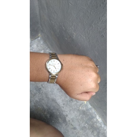 jam tangan nina ricci swiss made second bekas orginal
