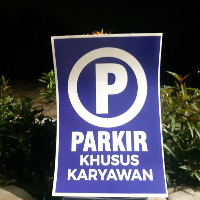 

Stiker Parkir Khusus Karyawan EKSLUSIF