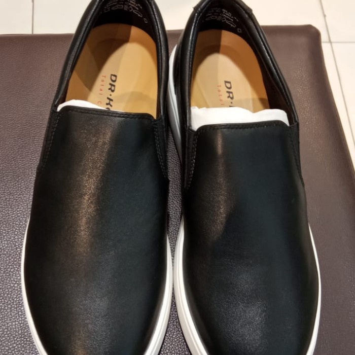 Dr. Kong Ukuran 42 Sepatu Olahraga Pria M6000022 - Hitam bn17