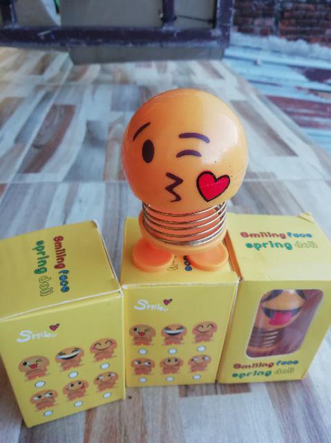 Boneka Per Emoji Emoticon - Boneka Emoticon Per Dashboard Interior Mobil