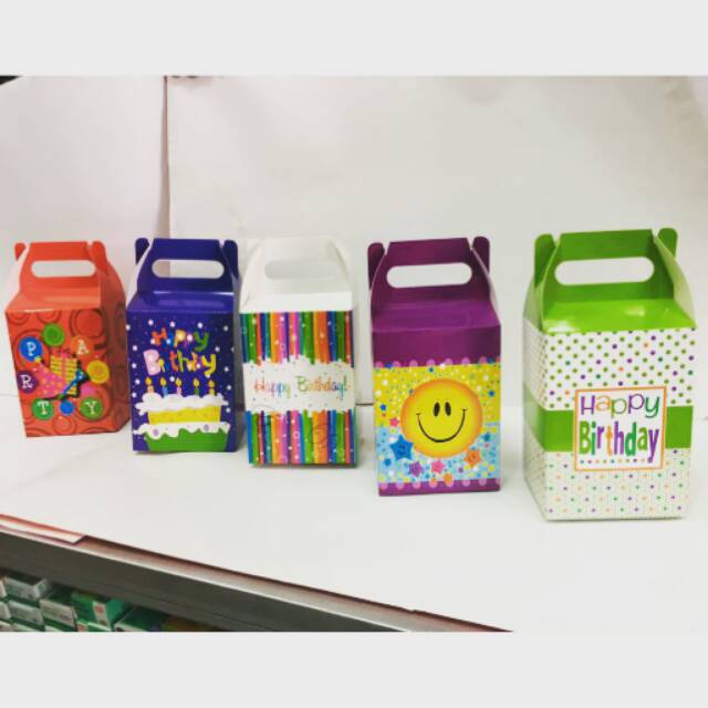

kotak kado ultah 134556