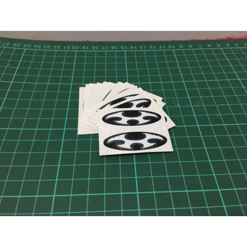 cutting sticker helmet kabuto kecil