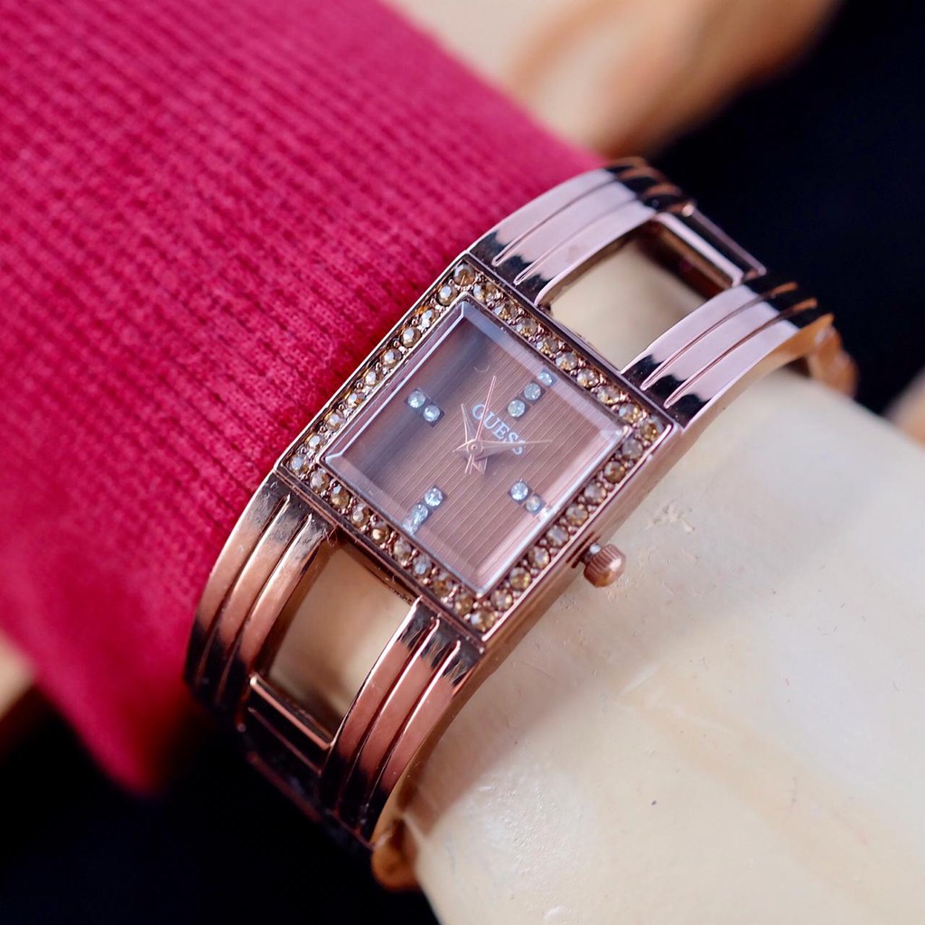 Jam Tangan Wanita Guess Super Tali Rantai