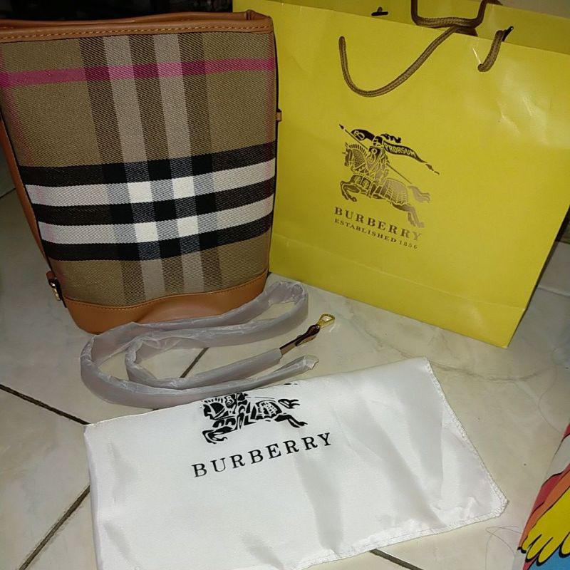 Tas hobo Burberry