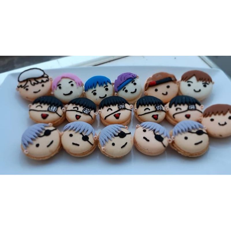 

KPOP THEME CARTOON COOKIES MACARONS