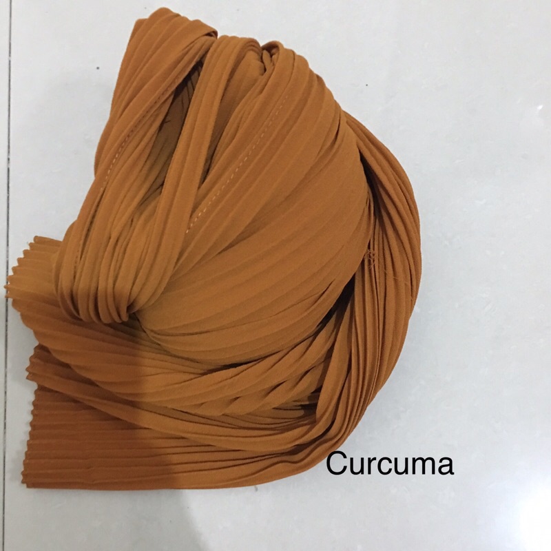 [TANPA GARIS TENGAH] FULL PLISKET PASHMINA pashmina plisket ceruty babydoll pasmina plisket-Curcuma