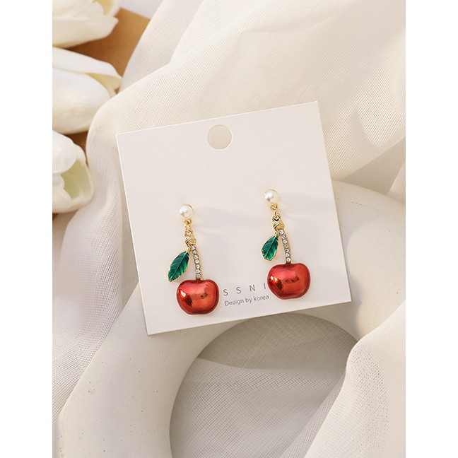 LRC Anting Fashion Red Pearl And Diamond Apple Alloy Earrings K70218