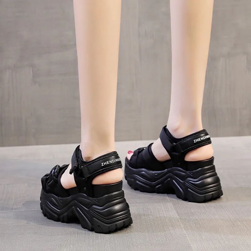 Sandal Wedges Cewek Strip Silang Import Wedges Sandal Wanita Trendy Model Terbaru Anti Slip Kece Sandal Klasik Modern