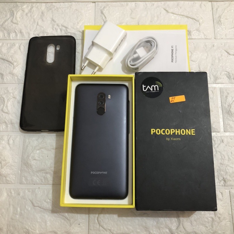 Xiaomi Pocophone F1 Ram 6gb 64gb Graphite Black Bekas Mulus Fullset Tam Shopee Indonesia