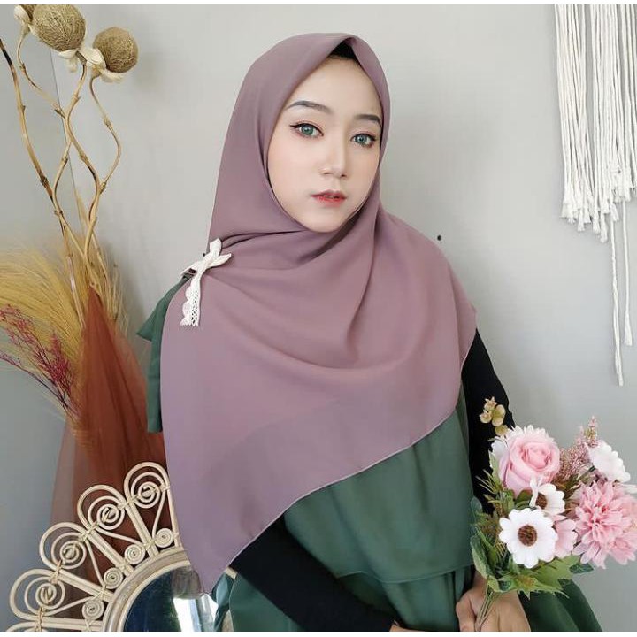 (PROMO) Hijab Instan Segitiga Renda / Jilbab Hijab Vionna instan polycotton Terlaris