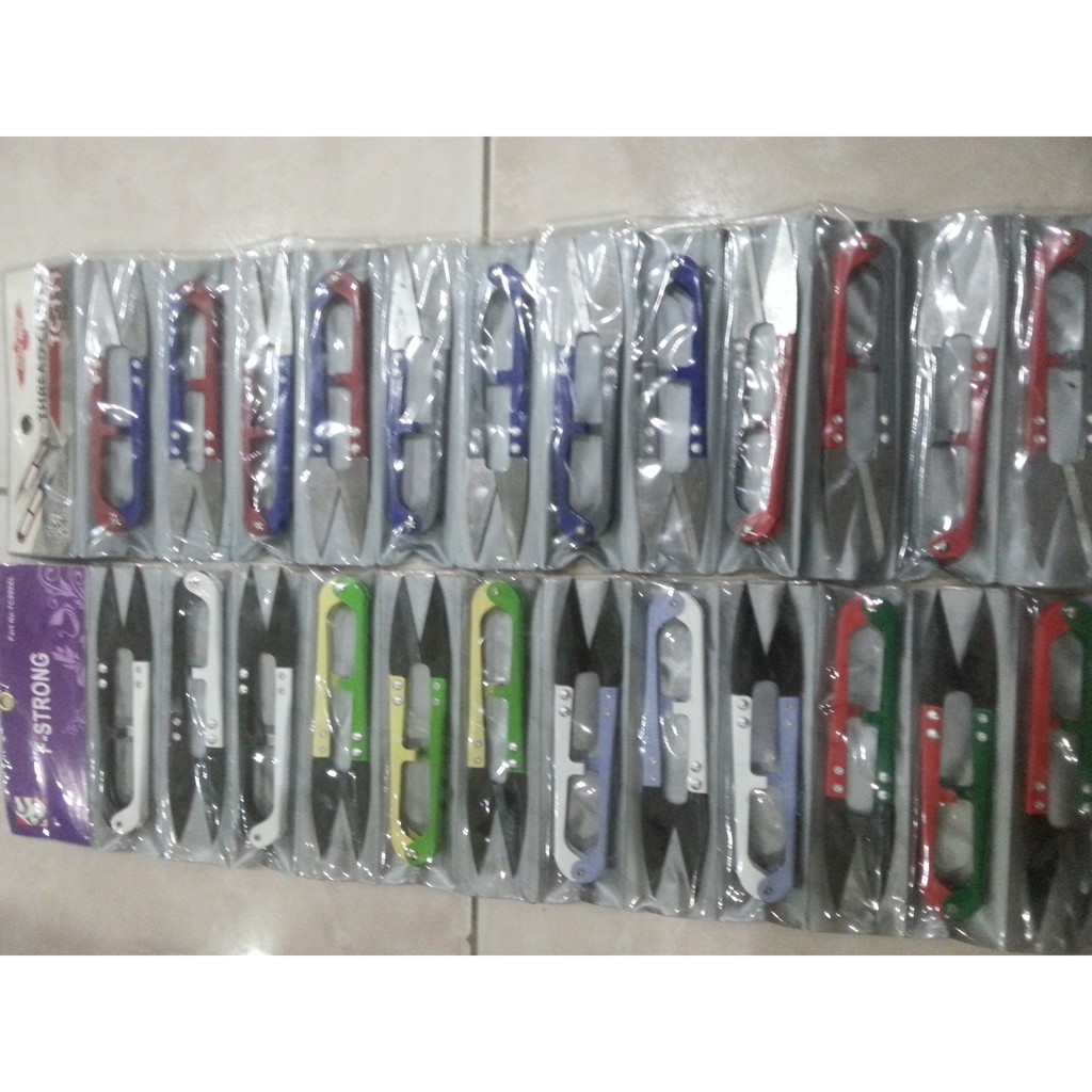

Gunting benang / pemotong benang / catrek / cekris bahan besi uk Besar