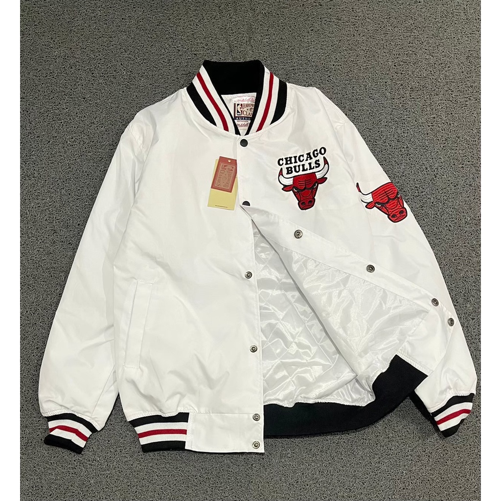 ( Super Premium ) Jaket Varsity Chicago Bulls Unisex Full Bordir Tag &amp; Label Original