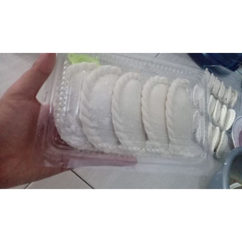 

cireng isi ayam suirr hott