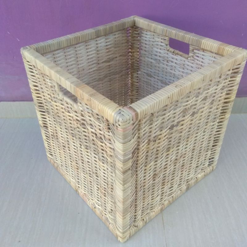 Keranjang rotan persegi kotak laci kayu penyimpanan laundry barang mainan 32x32x32 cm