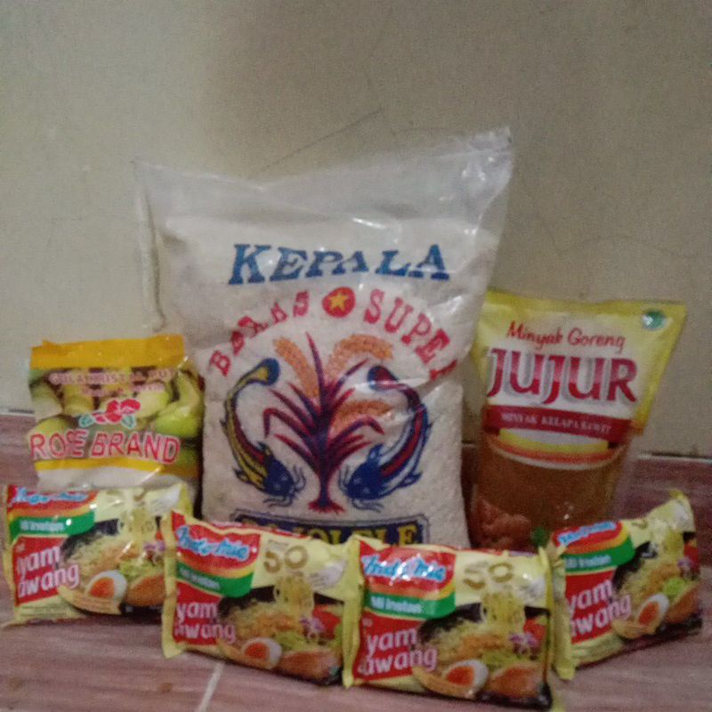 

paket sembako 100.000