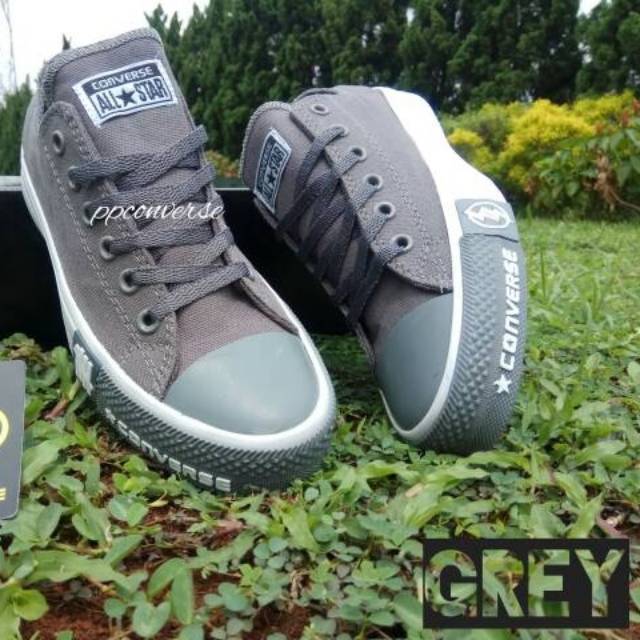 Converse Chuck Taylor New Release Undefeated Low Pendek Abu Grey Mono