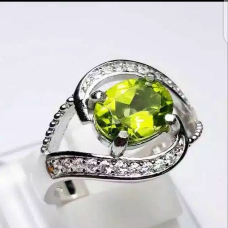 NATURAL BATU CINCIN PERIDOT