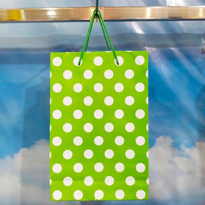 

NEW Paper Bag Polkadot Warna Tas Kertas 20x8x30 - Hijau