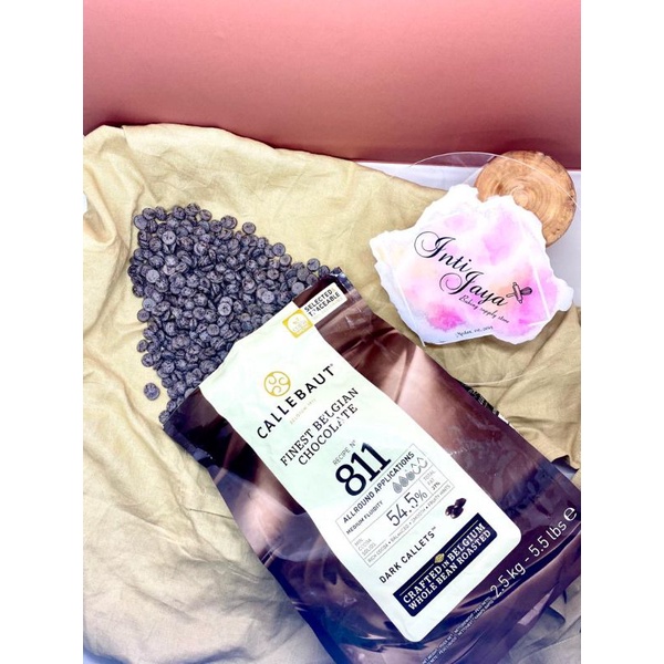 

CALLEBAUT CHOCOLATE BELGIAN 811 (REPACK) 100 GR