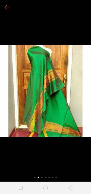 Dres pesta tenun kamen