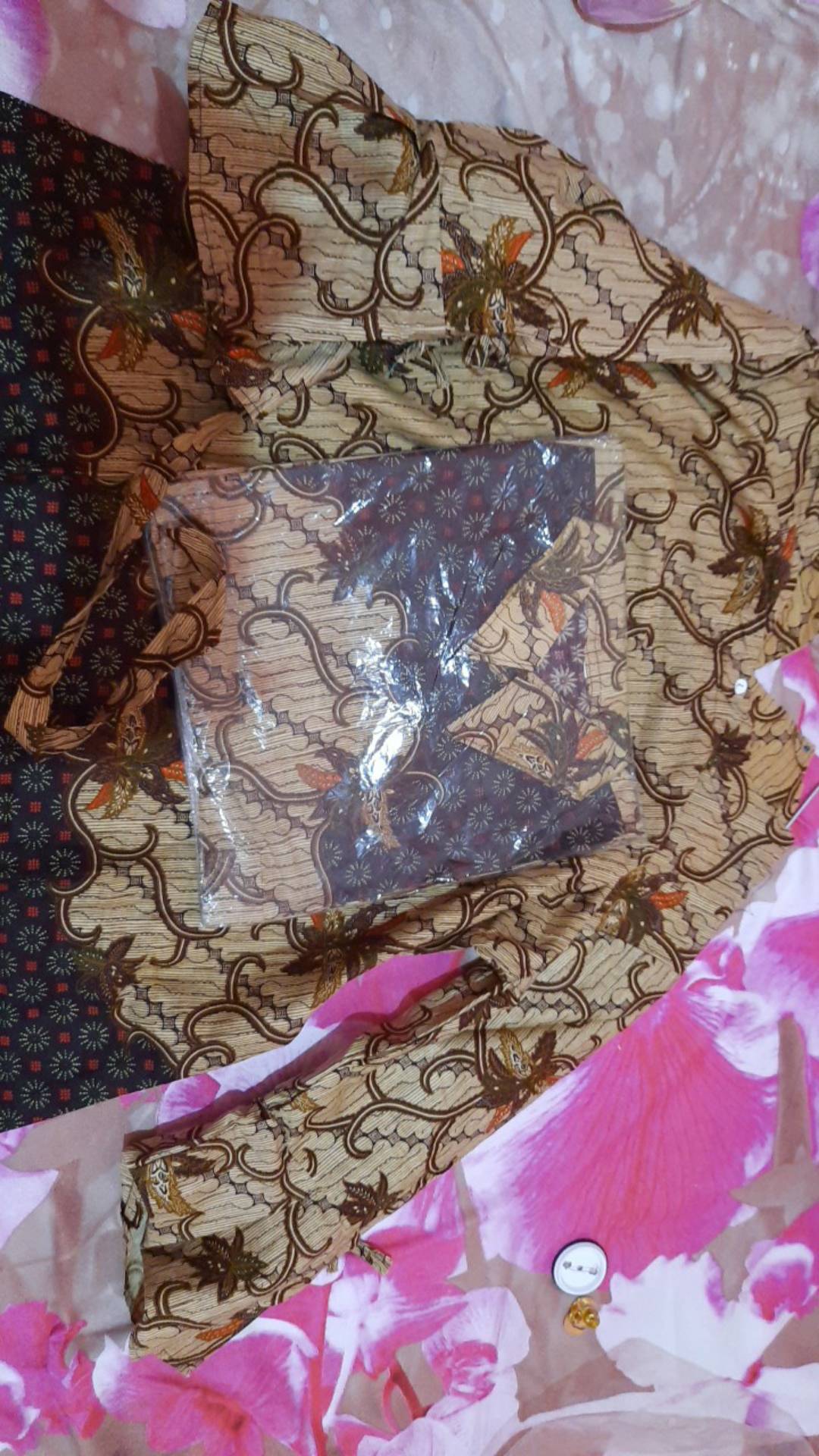 Atasan Batik Dolby Dolbi Dobby Doby Tenun Sutra Tulis Halus Katun Atbm Baron ,sarombit Atasan