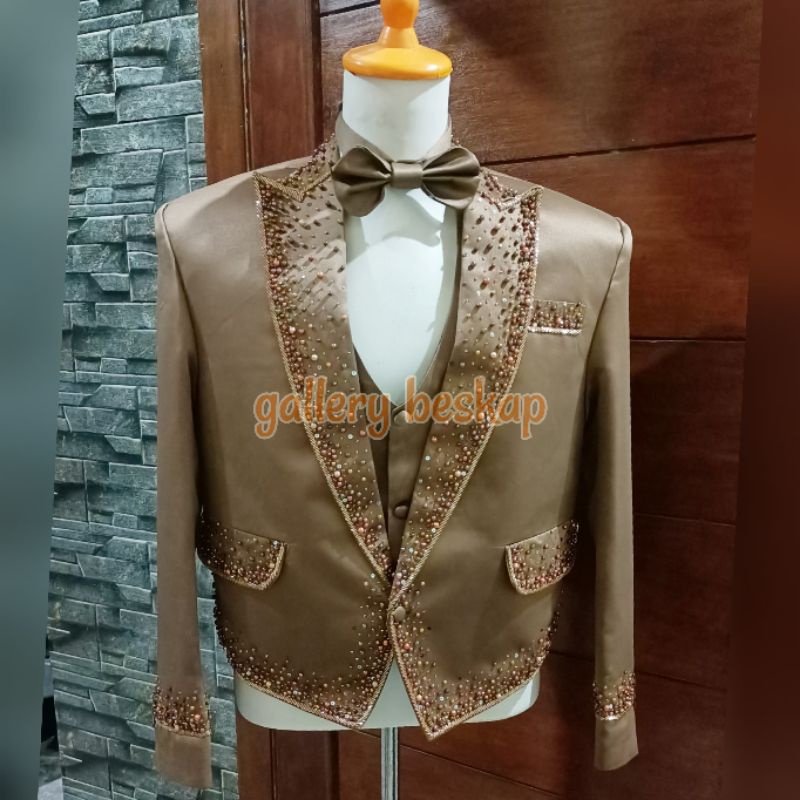 Beskap pengantin/ jas pengantin/ langenharjan/ beskap jogja